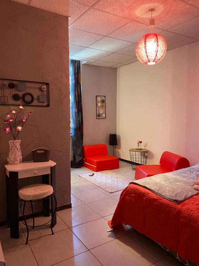 阿诺 La Cigale酒店 外观 照片